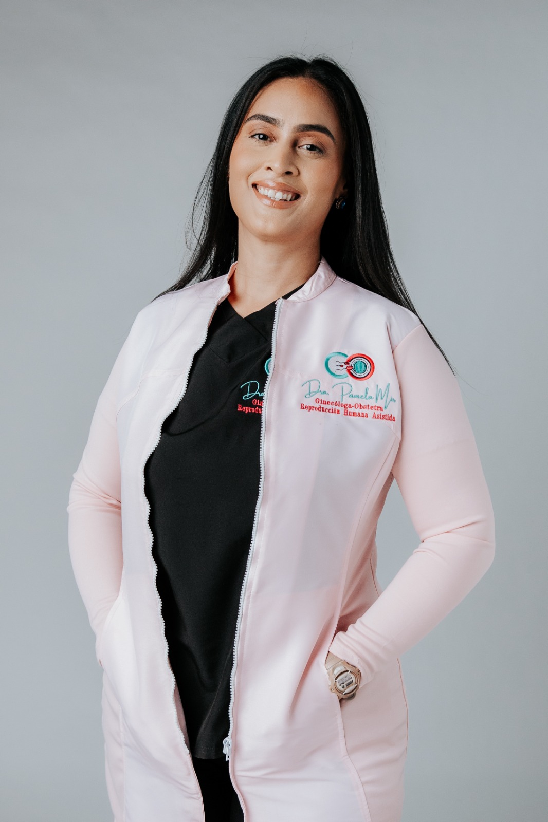 Dra. Pamela Mir especialista en ginecología y fertilidad